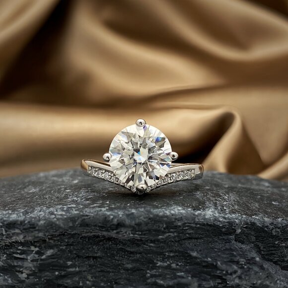 NEW Certified 3 ct. t.w. Moissanite Crown Ring - Picture 1 of 7